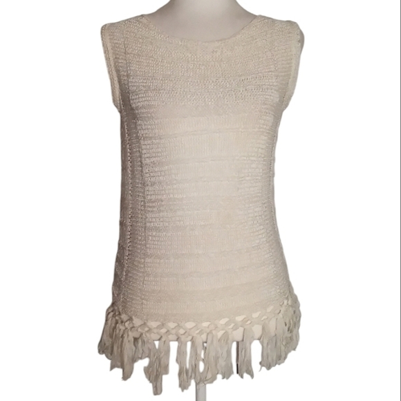 Lilly Pulitzer Luca Open Knit Fringe Trim Blouse Size XS - Picture 2 of 9